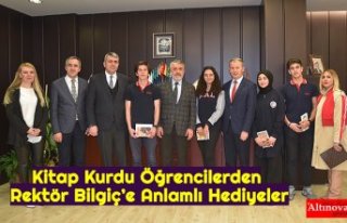 Kitap Kurdu Öğrencilerden Rektör Bilgiç’e Anlamlı...