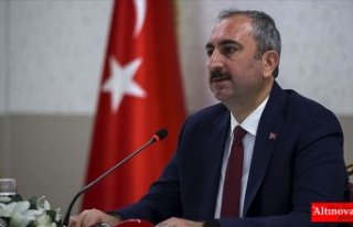 Adalet Bakanı Gül: Bugünden itibaren cezaevlerinde...