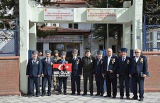 Çorum'da muharip gaziler askere alınmak için dilekçe...