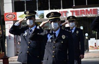 Samsun'da Emniyet mensupları koronavirüs tedbirlerine...