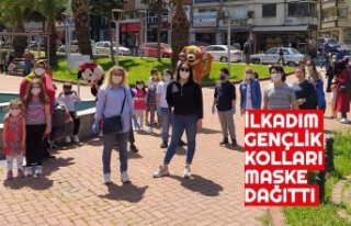 İLKADIM GENÇLİK KOLLARI MASKE DAĞITTI