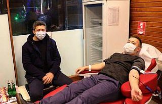 Kaymakam ve Belediye Başkanından kan bağışı...