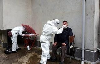 Rize'ye gelen 6 bin 420 çay üreticisine Kovid-19...