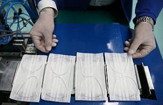 Türk şirket ayda 1,5 milyar adet cerrahi maske üretecek