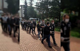 Bartın'da uyuşturucu operasyonunda gözaltına alınan...