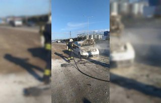 İtfaiye müdüründen sürücülere araç yangınlarından...