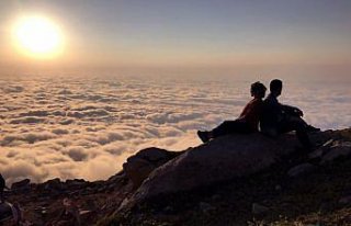 Kaçkar Dağları'nın büyüleyen güzelliği: Bulut...