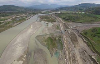 Zonguldak Filyos Çayı 5. kısım inşaatında çalışmalar...