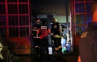 Bolu'da iş yeri yangını
