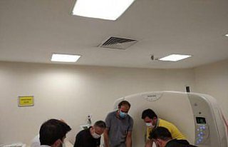 Düzce'de ambulansın şarampole devrilerek yandığı...