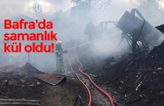 Bafra'da samanlık kül oldu!