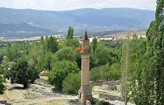 Selde camisi yıkılan minare 40 yıldır 