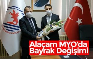 Alaçam MYO’da Bayrak Değişimi