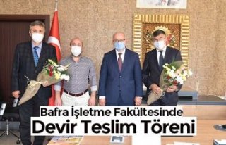 Bafra İşletme Fakültesinde Devir Teslim Töreni