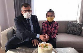 Belediye Başkanı Çatal'dan özel eğitim öğrencisi...