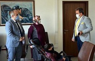Karabük Emniyet Müdürlüğünden engelli çocuğa...