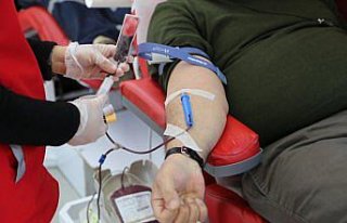 Bolu'da Kızılaydan salgın sürecinde kan bağışı...