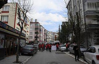 Çorum'da sendikaya üye oldukları için işten çıkarıldıklarını...