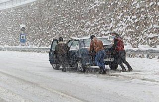Samsun, Kastamonu, Sinop ve Çankırı'da kar etkili...