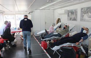 Ünye'de AK Parti teşkilatından kan bağışı desteği