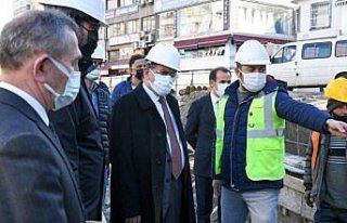 Büyükşehir Belediye Başkanı Demir, Subaşı Meydanı'ndaki...