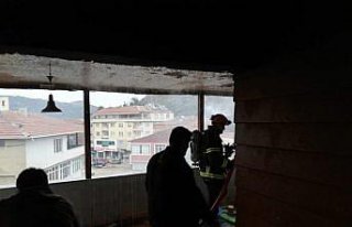 Çorum'da semaverden çıkan kıvılcımlar yangına...