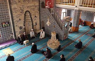 Güce'de şehitler için mevlit okutuldu