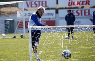 Trabzonspor, Büyükşehir Belediye Erzurumspor maçının...