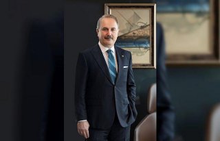 VakıfBank'ta Abdi Serdar Üstünsalih görevine devam...