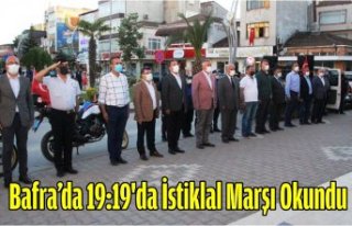 Bafra’da 19:19'da İstiklal Marşı Okundu