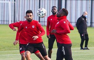 Samsunspor Teknik Direktörü Sağlam: “Üst lige...