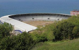 Sinop Şehir Stadı'nın yüzde 65'lik bölümü tamamlandı