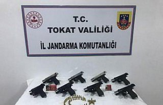 Tokat'ta silah kaçakçılığı operasyonunda bir...