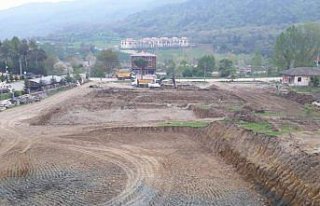 TOKİ'nin Mudurnu'daki 108 konutluk projesinde inşaat...