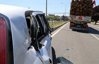 Bolu'da tomruk yüklü kamyonun çarptığı kadın...