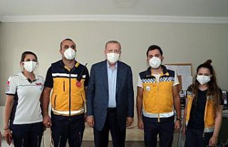 Cumhurbaşkanı Erdoğan selden etkilenen Arhavi'de...