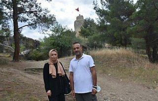 Tarihi Boyabat Kalesi'nde ziyaretçi yoğunluğu oluştu