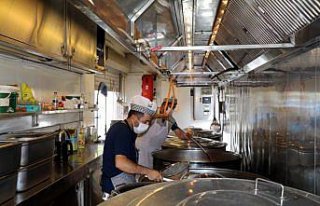 Bozkurt'ta yemek hizmeti sunan STK'lar afetzedelere...