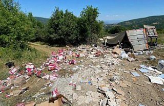 Çorum'da devrilen kamyondaki 1 kişi öldü, 1 kişi...