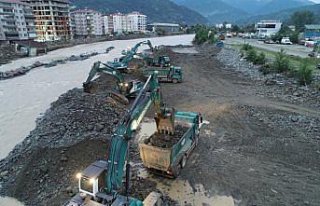 DSİ'nin Arhavi sel bölgesindeki çalışmaları...