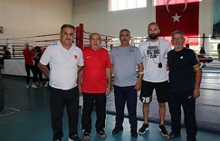 Üst Minikler Boks Milli Takımı, Avrupa Şampiyonası'na...