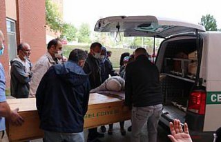 Beyin kanaması sonucu hayatını kaybeden kadının...