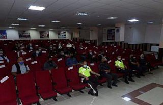 Çorum'da okul servisi sürücülerine 