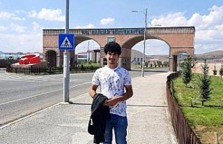 Meslek lisesi mezunu Muhammed Bozkurt hayali olan...