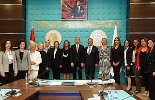 TİM Kadın Konseyi Ticaret Bakanı Mehmet Muş ile...