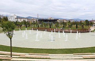 Trabzon'da yapımı tamamlanan Millet Bahçesi hizmete...