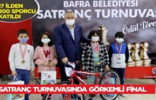 SATRANÇ TURNUVASINDA GÖRKEMLİ FİNAL