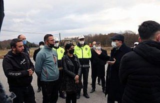 Bolu'da gazeteciler şüpheli paket ve bomba olaylarına...