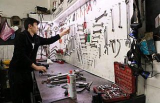 Sanayi sitesinin içindeki mesleki eğitim merkezi...