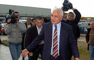MKE Ankaragücü Kulübü eski başkanlarından Cemal...